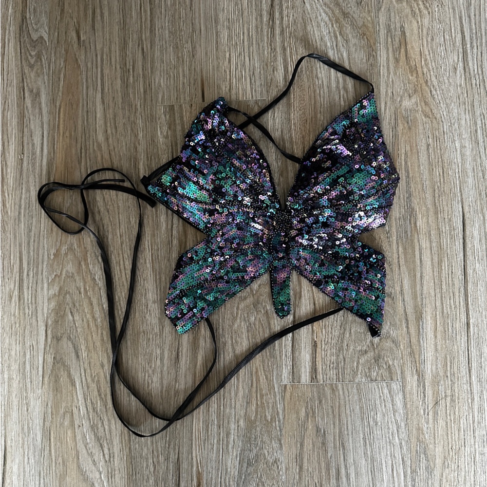 Nasty Gal Sequin Butterfly Top - Picture 4 of 6